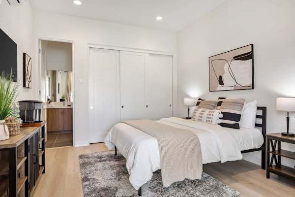 Private casita queen suite—separate space perfect for extra guests.