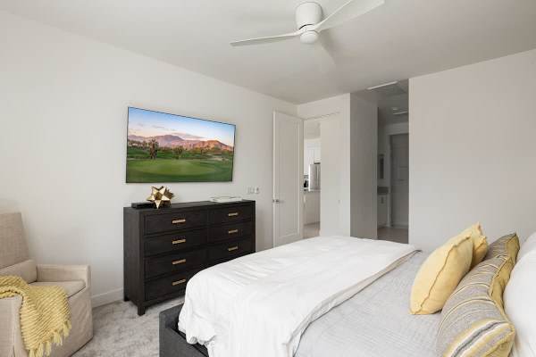 Wake up refresh to enjoy PGA West lifestyle.