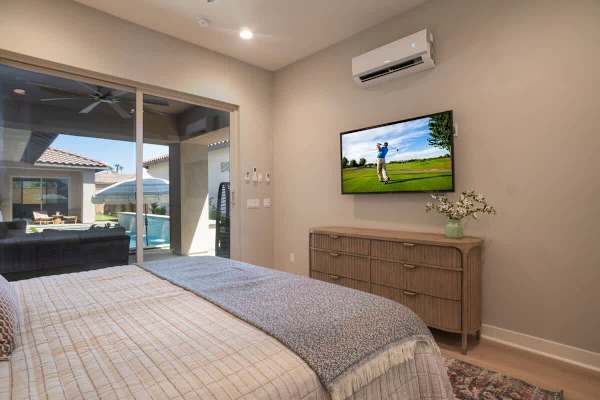 Visitors enjoy independence and comfort in this space