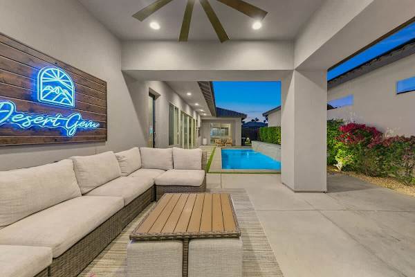 Mountain Views, Poolside Bliss, PGA Golf & Spa
