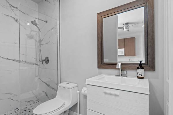 Detached Casita Bathroom