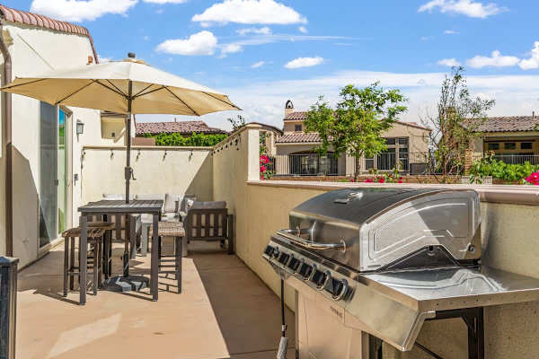 Verdant Views & Amenities Near PGA West Golf