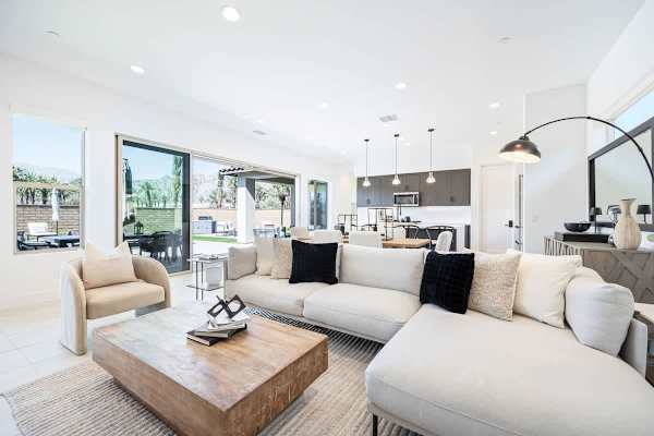 Bright and spacious living Room