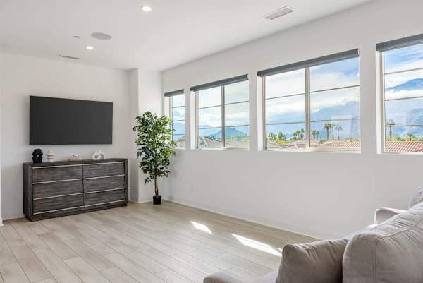 Upstairs Landing Space