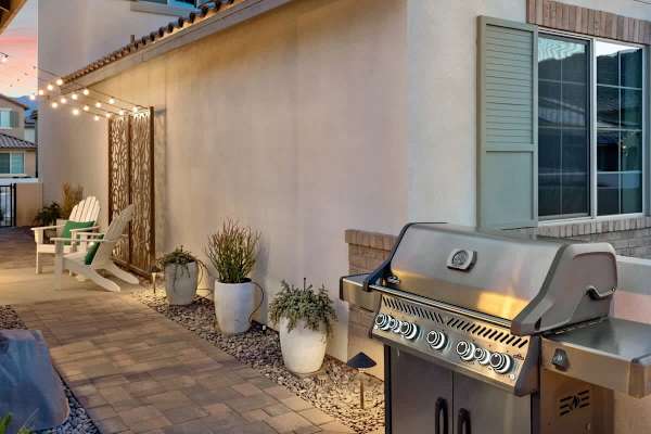 BBQ grill for some afternoon meals.