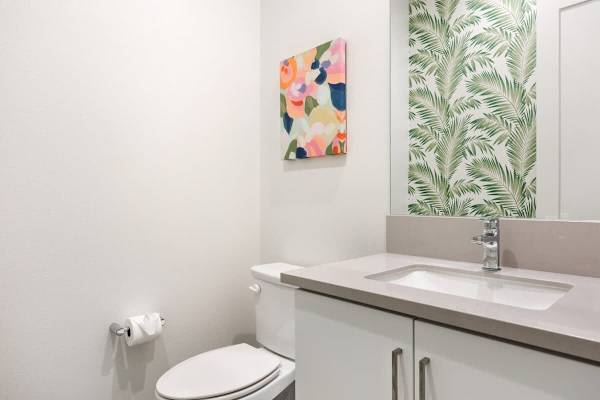 Half Bathroom for a quick freshen up.