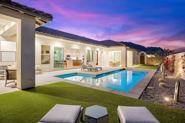 Backyard nighttime views, isn't it spectacular?
