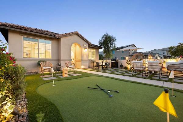 Practice during the evenings and enjoy the sky view above.