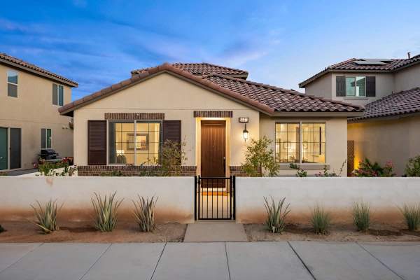 Front view of the home.