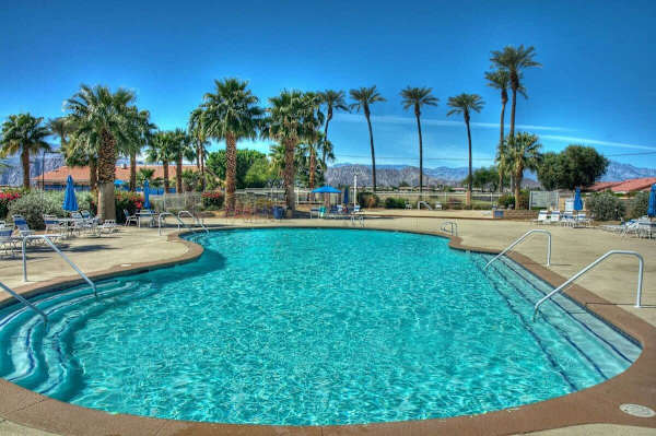 The Lifestyle Center has a gym, outdoor pools, spas, tennis and pickleball courts, and optional classes for a fee!