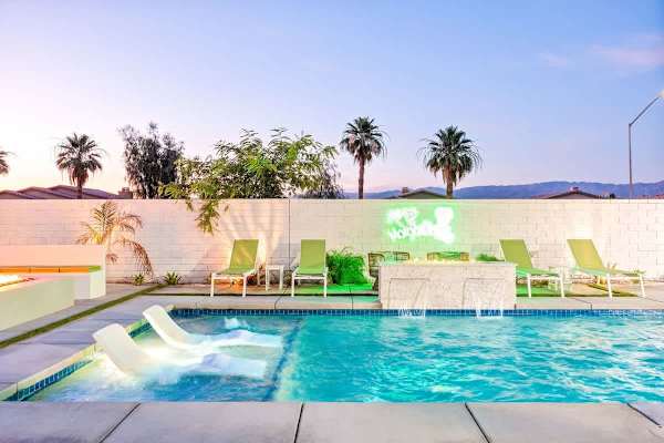 The waterfalls in the pool make a serene sound for you to enjoy in utmost comfort.