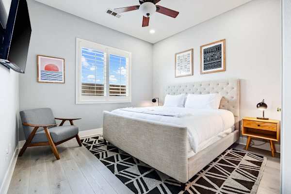 Modern bedroom with platform bed —restful nights in the desert