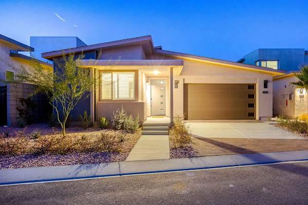 Your desert escape waiting for you in this quiet neighborhood.
