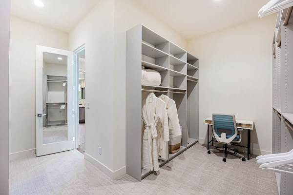 Master Suite Closet