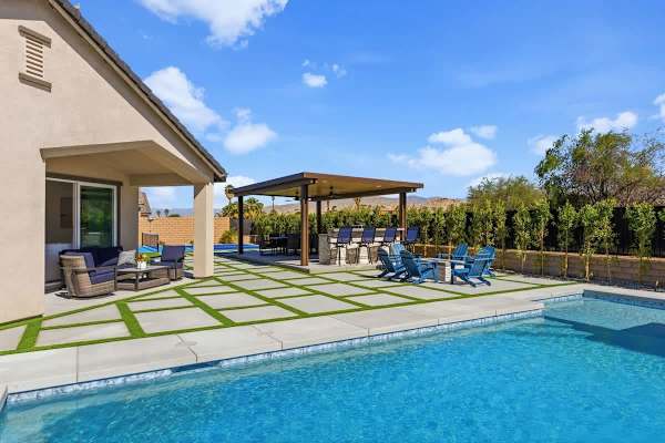 Expansive yard!