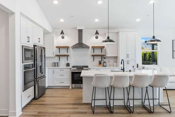 Fully Stocked Kitchen