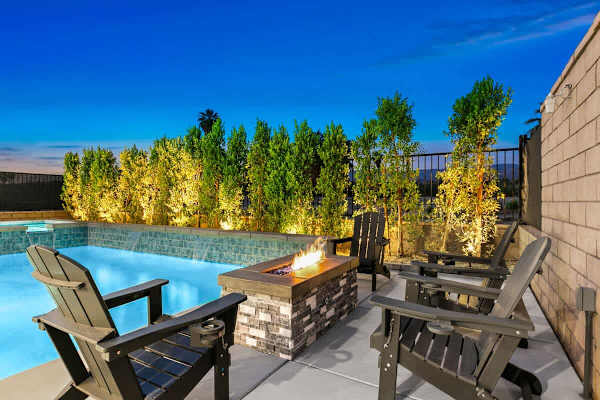 Luxe Serenity: EV Charger, Pool, Spa & FirePit