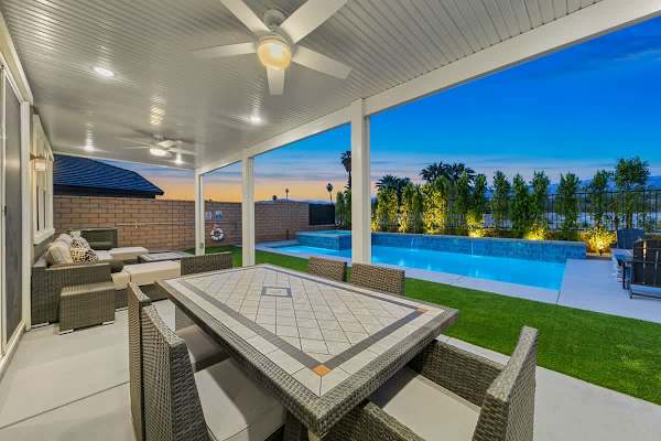 Luxe Serenity: EV Charger, Pool, Spa & FirePit