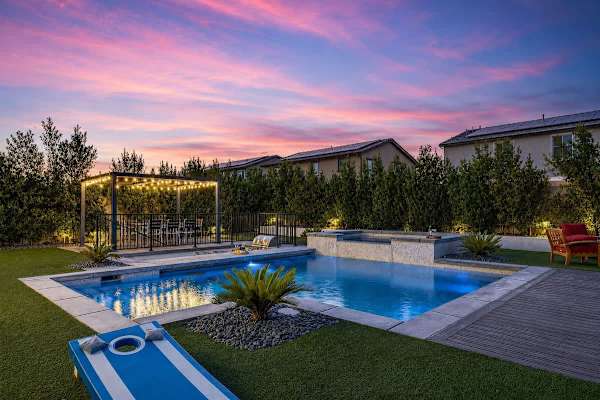 Wanderlust | Pool+Spa, Sunken BBQ, FirePit, Games!