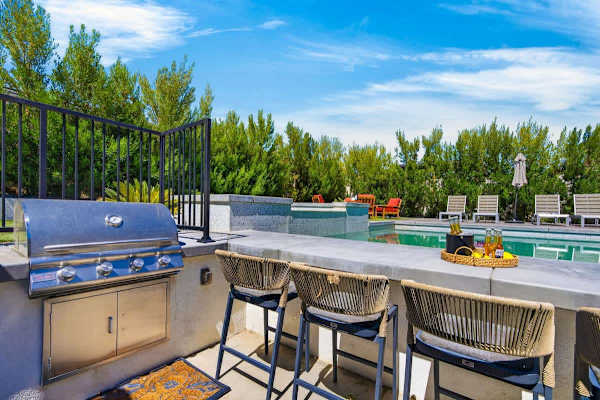 Wanderlust | Pool+Spa, Sunken BBQ, FirePit, Games!