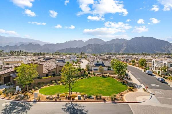 Golf Getaway | Pool, Spa, Arcades, BBQ, PGA West!