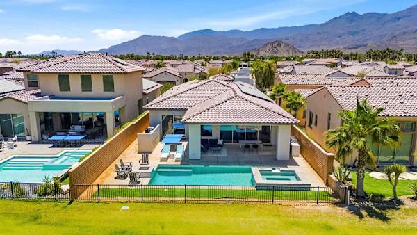 Golf Getaway | Pool, Spa, Arcades, BBQ, PGA West!