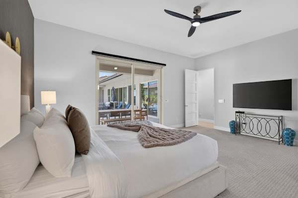 Champion Stay: EV Charger, Pool / Spa & More!
