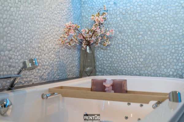 Villa Hoge Duin - spacious villa with large garden