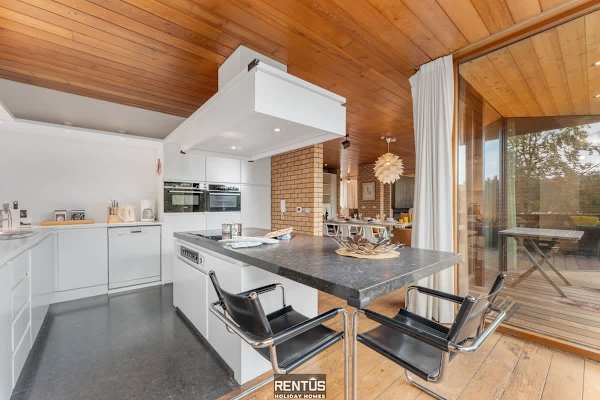 ’t Zandhuis - vintage stay with garden in Ostend