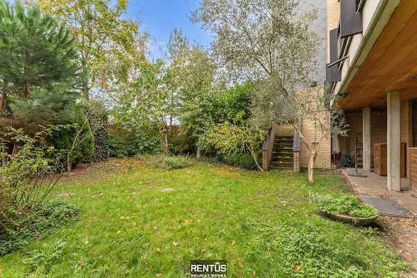 ’t Zandhuis - vintage stay with garden in Ostend