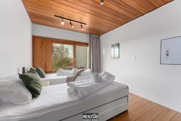 ’t Zandhuis - vintage stay with garden in Ostend