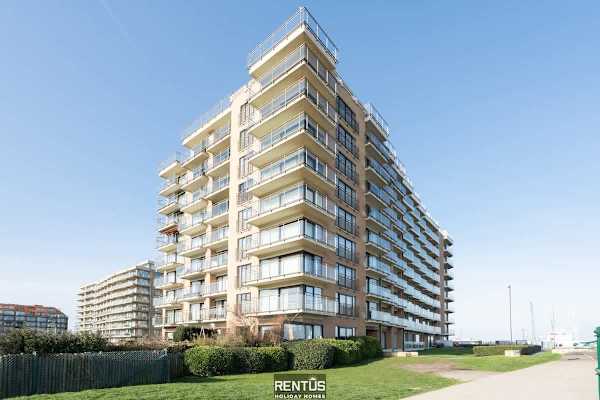 Seagenic - stay with terrace and open view in Nieuwpoort
