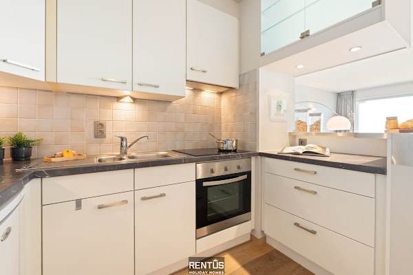 Seaview Flair - relax with direct sea views