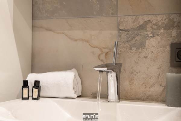 Seaview Flair - relax with direct sea views