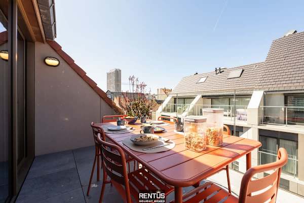Orka Oostende - spacious duplex in a prime location near the sea