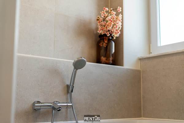 Doucemer - spacious family stay near the beach, town centre and Silt Middelkerke