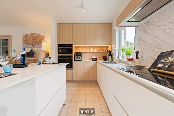 Villa Hoezee - 400m from the beach with garden & pétanque court
