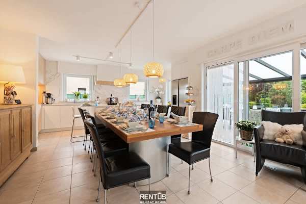 Villa Hoezee - 400m from the beach with garden & pétanque court