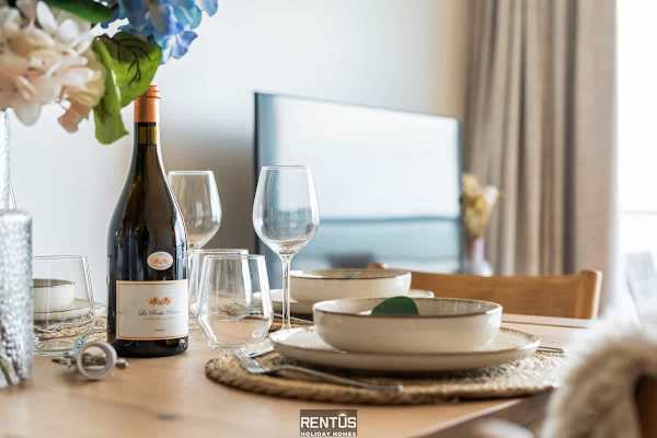 Indigo Seasight - holiday with front-row sea views