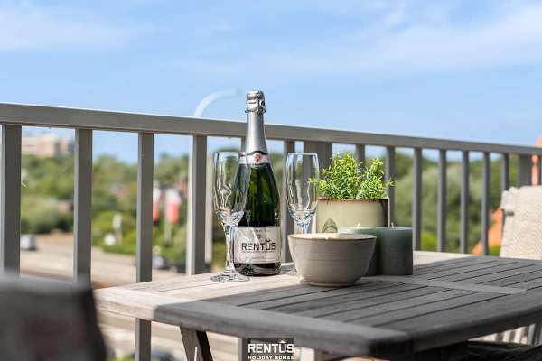 Droom Aan Zee-coastal stay close to beach and town