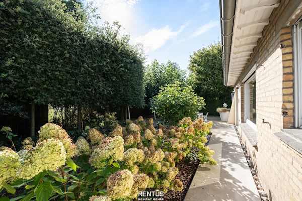 3-Beaufort - for 12 guests with garden & petanque