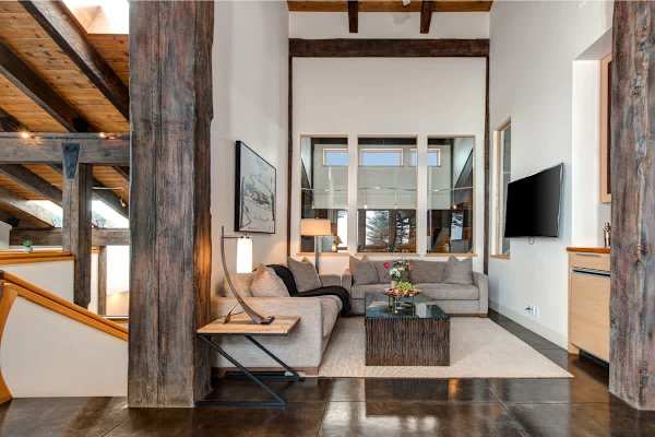 Abode at Elkhorn Estate, great for groups, views of Bald Mountain