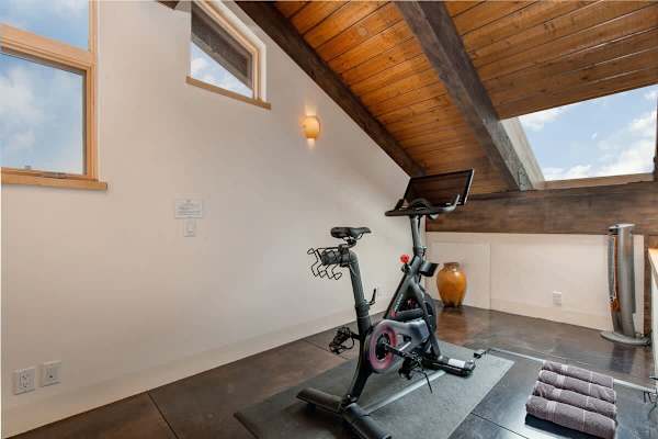 Abode at Elkhorn Estate, great for groups, views of Bald Mountain