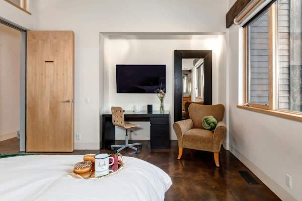 Abode at Elkhorn Estate, great for groups, views of Bald Mountain