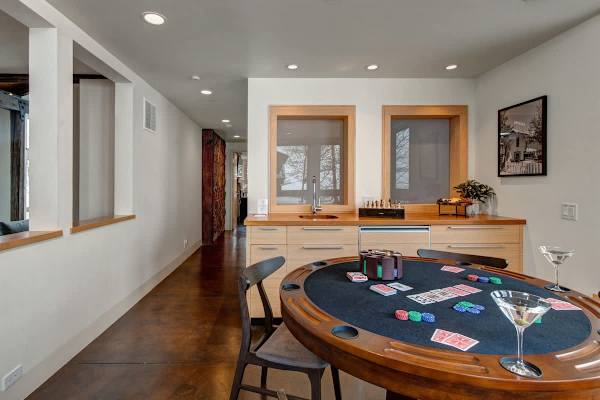 Abode at Elkhorn Estate, great for groups, views of Bald Mountain