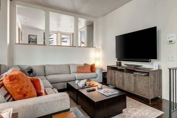 Abode at Elkhorn Estate, great for groups, views of Bald Mountain