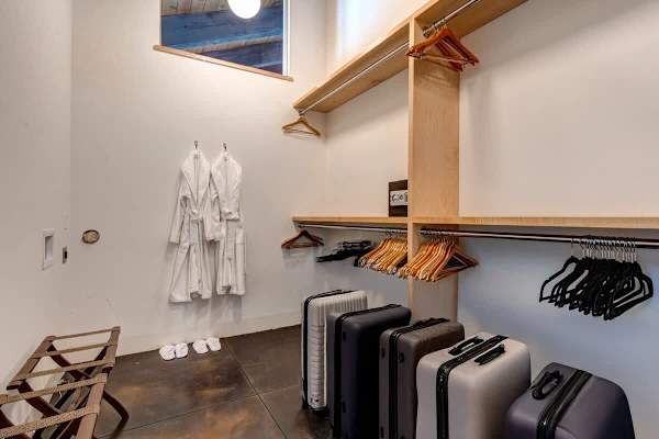 Abode at Elkhorn Estate, great for groups, views of Bald Mountain