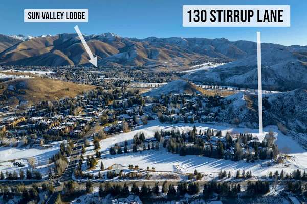 Abode at Bigwood Golf, prime location, hot tub, Sun Valley