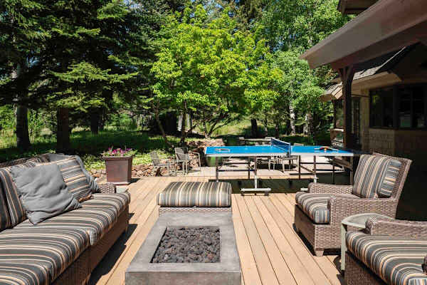 Abode at Bigwood Golf, prime location, hot tub, Sun Valley
