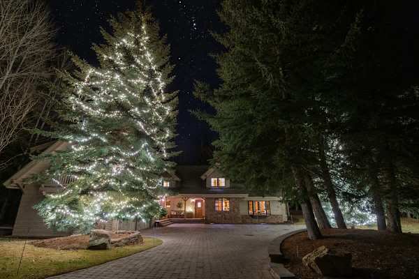 Abode at Bigwood Golf, prime location, hot tub, Sun Valley